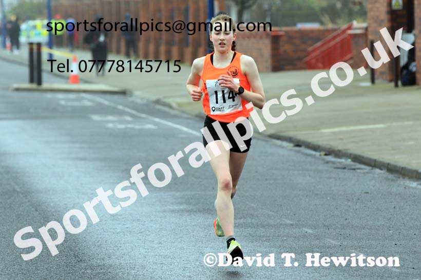 Girls under-15s 5k, 2023 Northern Mens 12 stage and Womens 6 Stage Relays and Young Athletes, Redcar. Photo: David T. Hewitson/Sports for All Pics